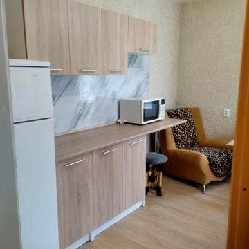 Оренда 2 кімнатної квартири з АОГВ . Район Площі Перемоги.