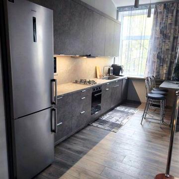 Оренда 4 кімн квартири з сучасним ремонтом по  вул Коцюбинського Центр