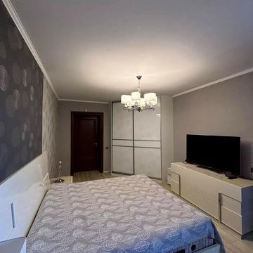 Стрийська вул., 42