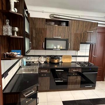 Стрийська вул., 42