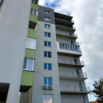 Продаж 3 кімнатної квартири на Дружбі