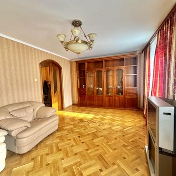 Бориса Гмирі вул., 9-В