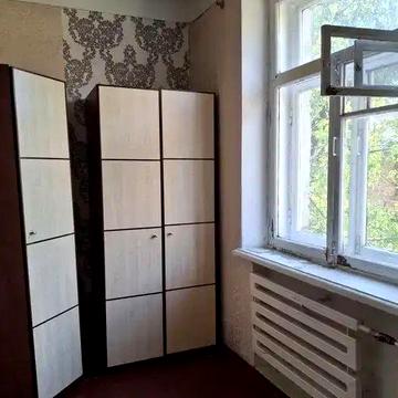 Продам 1к квартиру на 12 квартале под ремонт