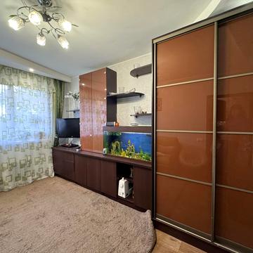 Каденюка вул., 24