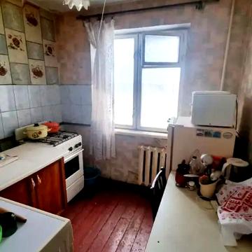 Богдана Хмельницького просп. (Героїв Сталінграда), 16
