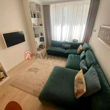 Сімферопольська вул., 2