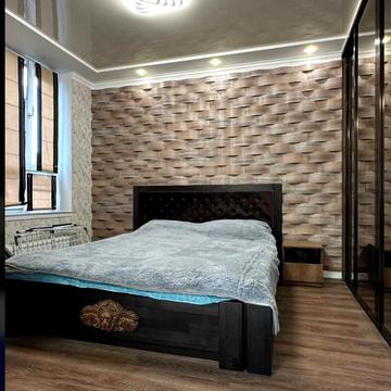 Університетська вул., 3/3