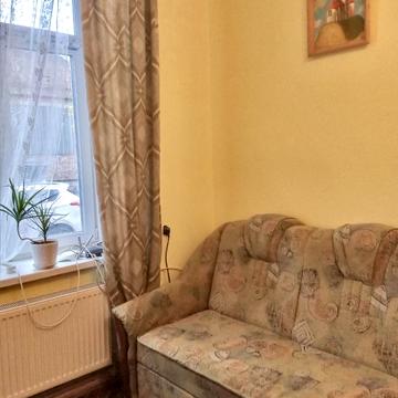Братів Міхновських вул., 12