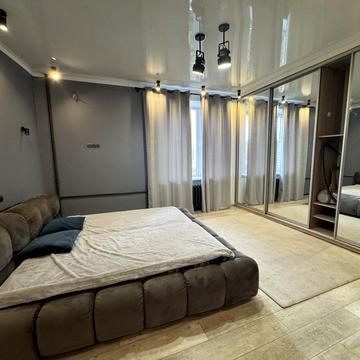 Олеся Гончара вул., 6