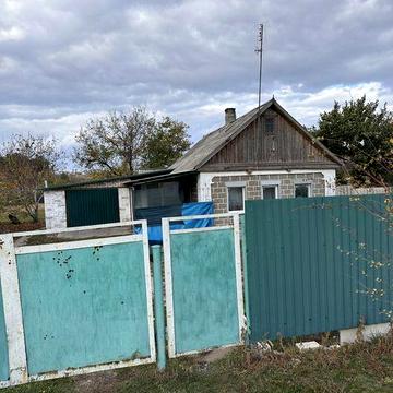 Продам будинок в селі