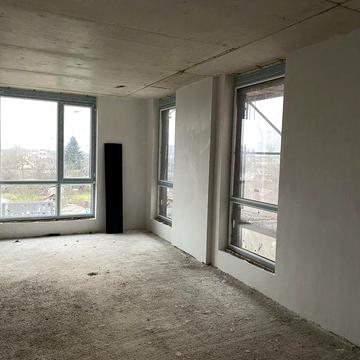 3-кімнатна квартира 75 м2 біля Озера