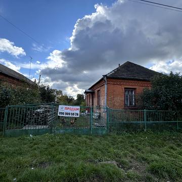 Центральна, 132