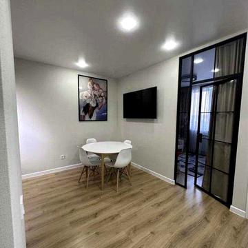 2 кім.квар. В 53 Перлині на 3му поверсі.З чудовим ремонтом. 43м2. ЖК 53 Перлина