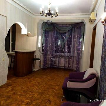 Здам 3х кімнатну квартиру, м. Захисників України.