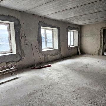 Андрія Мельника вул., 10