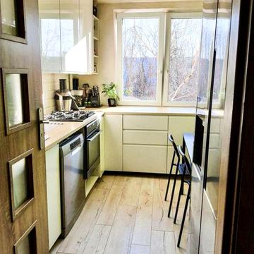 Продам 3-х кімнатну квартиру