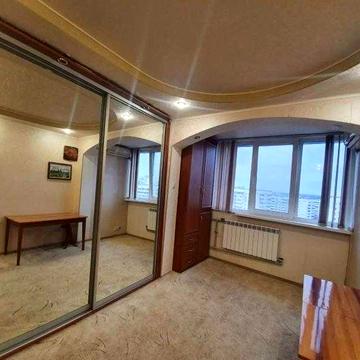 Продам 1 комнатную  квартиру Индустриальный Роганский
