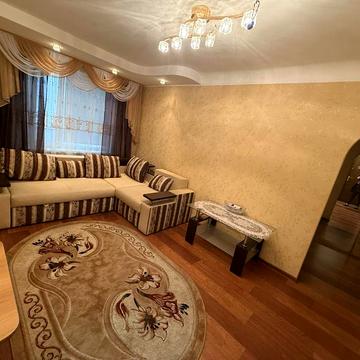 Пропоную в оренду гарну 3кім по Володимира Великого