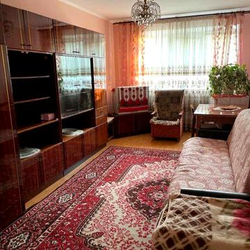 Продається 2-х кімна квартира