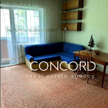 Йорданська вул. (Лайоша Гавро), 3