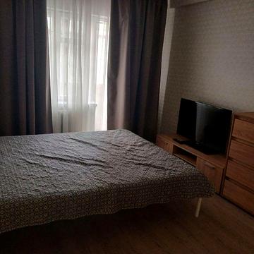 Оренда 1 к.кв. метро Деміївська 10хв. пішки