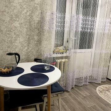 1 кімнатна кв 5 й поверх