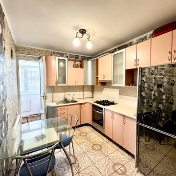 Продам 3к.квартиру. 3эт/9эт. Айвазовского.