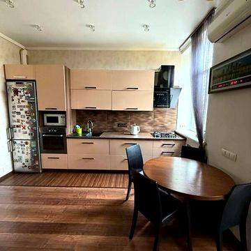 Довгострокова оренда 2к Квартира Ярослава Мудрого вулиця