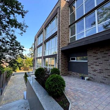 1 кімнатна квартира поруч з ПАРКОМ. є ГАЗ! Податки 2% Держпрограми