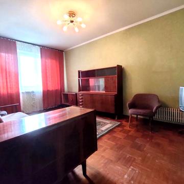 Продам 3-к квартиру в центрі міста вул. Клочківська