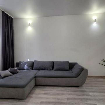 Конституційна вул. (28 Червня), 14