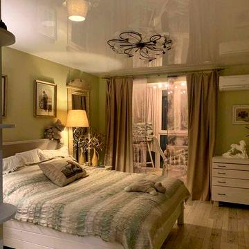 Сучасна двокімнатна квартира в новому будинку на Леваді.