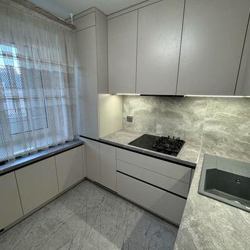 Продаж двокімнатної квартири на Соборній з новим ремонтом