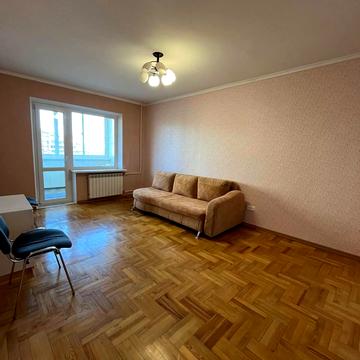 Червоної Калини просп. (Володимира Маяковського), 5