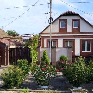 Продаю хороший просторный 4 комнатный Дом, Ш. Балка ) Корабельний