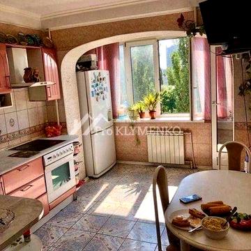 3-х кімнатна 73 кв.м Березняківська 14а, Березняки, Русанівка