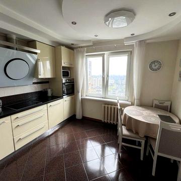 Продажа БЕЗ КОМІСІЇ 2-х квартира М.Лаврухіна ,10 ЖК Троещина