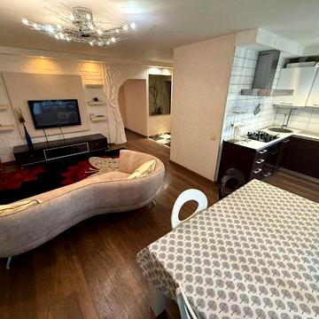 Продам отличную 3х комнатную квартиру.Автономное отопление.