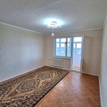 Продається 3-х кімнатна квартира по вул. Скальда