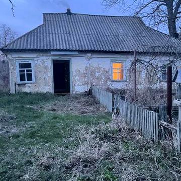 Продам будинок, Київська  обл. с . Лютарі