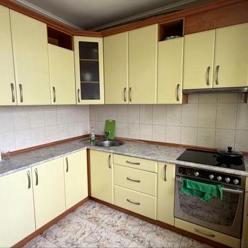 Оренда 3х кімнатной квартири Анни Ахматової, 16в