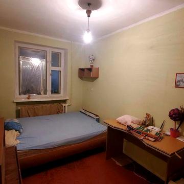 Продаю 5 комнатную квартиру с подвалом ,убежище. Под ремонт ул Бугаевс