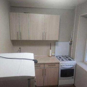 Оренда 3к •метро Голосіївська •вул Васильківська 2а •газ •3 поверх