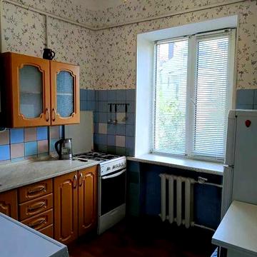 Здам 2-ну квартиру біля метро Олімпійська Федорова 29