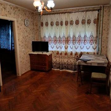 Продам 2-кімн квартиру м Берестейська, вул.Василенка, 14в