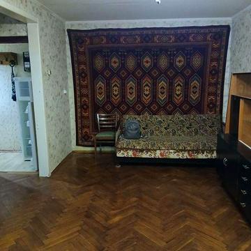 Продам 2-кімн  квартиру м Берестейська, вул.Василенка, 14в