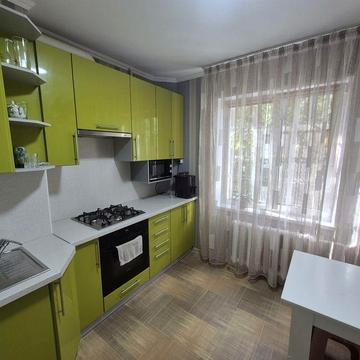Продам 1 кімнатну квартиру на Леваневського