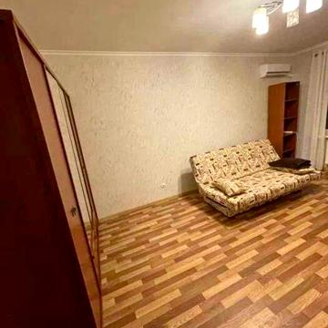 Єлизавети Чавдар вул., 34