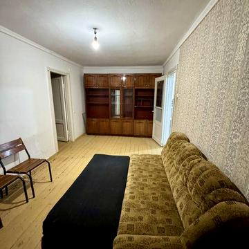 Сдам 2 кімнатну  квартиру у центрі міста Рені