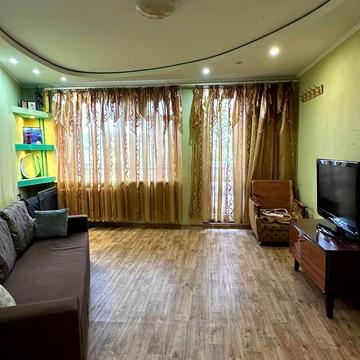 Припортова вул. (Героїв Сталінграда), 44